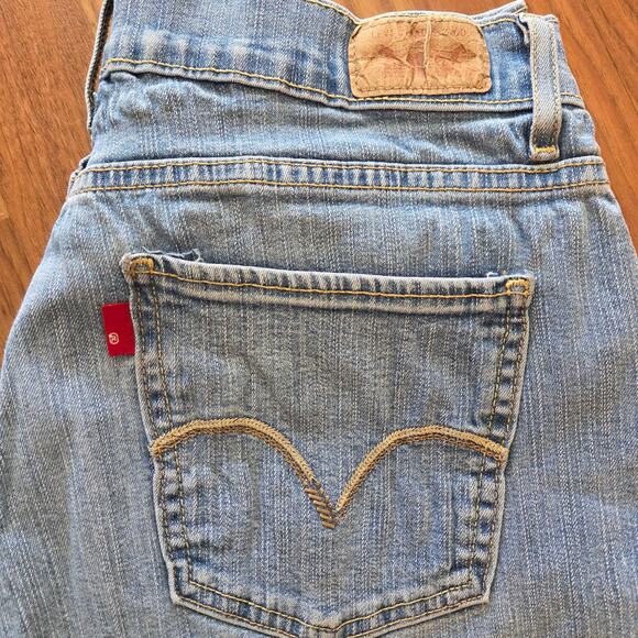 Levi's 512 Women's Jeans - Perfectly Slimming - Size 10M - Picture 2 of 5